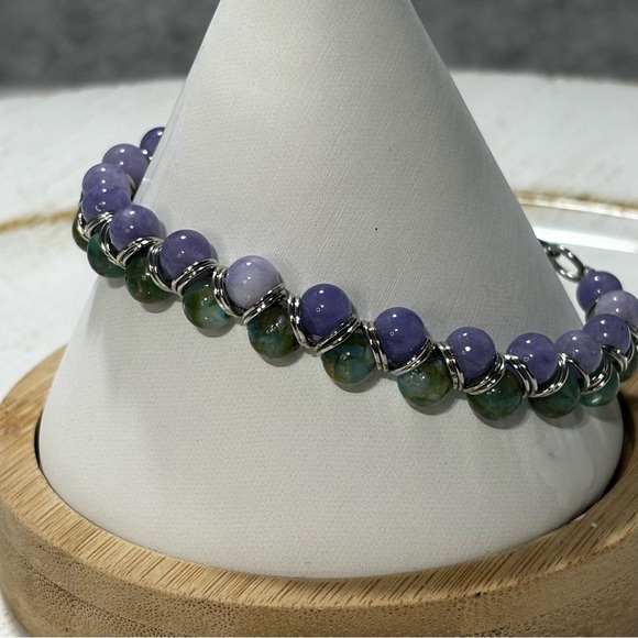 Handmade beaded goddess bracelet - Picture 5 of 5